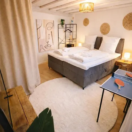 Appartement Gartenwohnung-terrasse-3 Schlafzimmer-85zolltv-arcade Schwabach